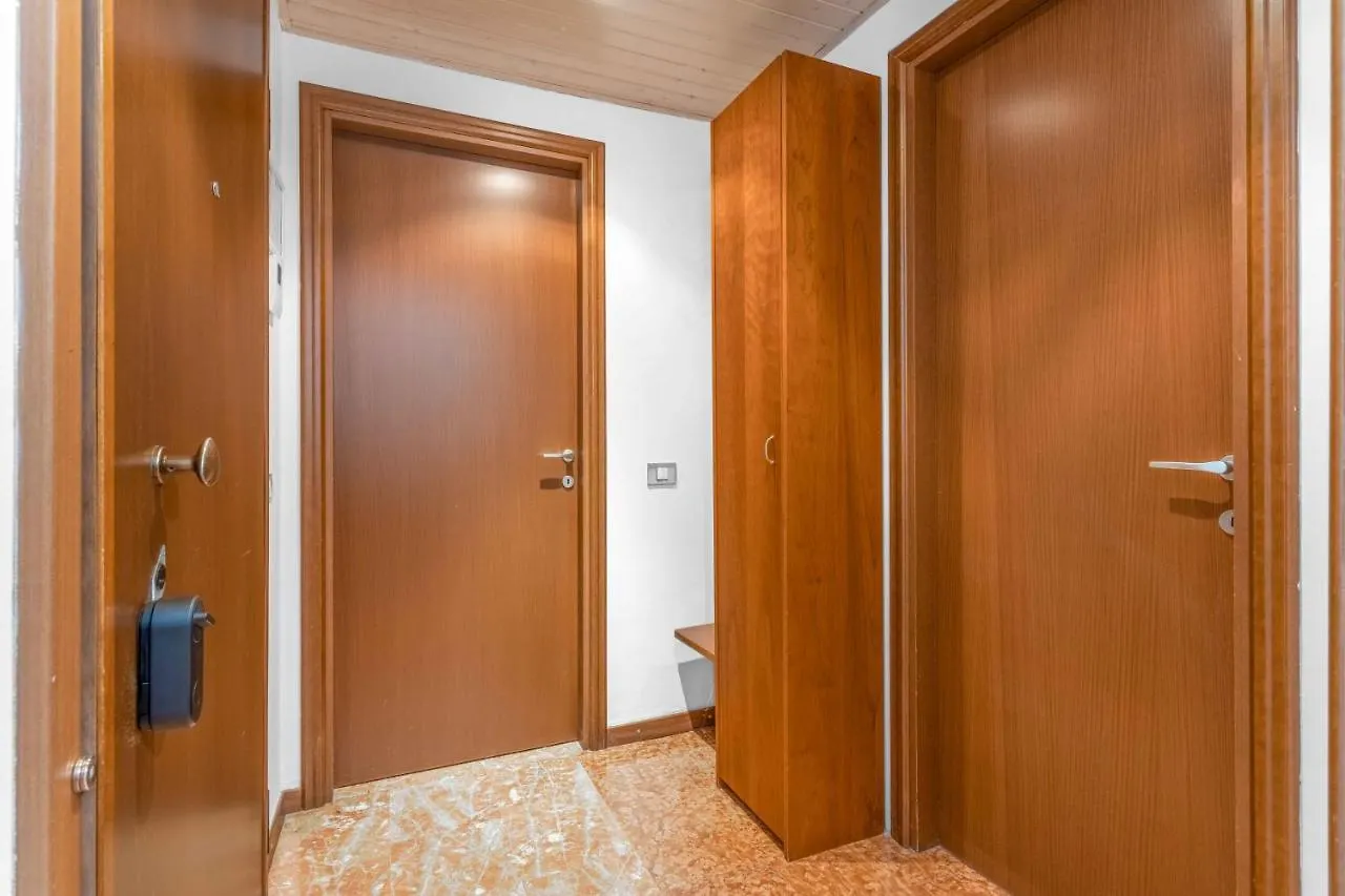 Appartamento Zona Navigli - Smart House Con Tv 50 E Fast Wifi Milano