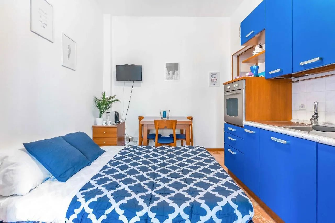 Appartamento Zona Navigli - Smart House Con Tv 50 E Fast Wifi Milano 0*,