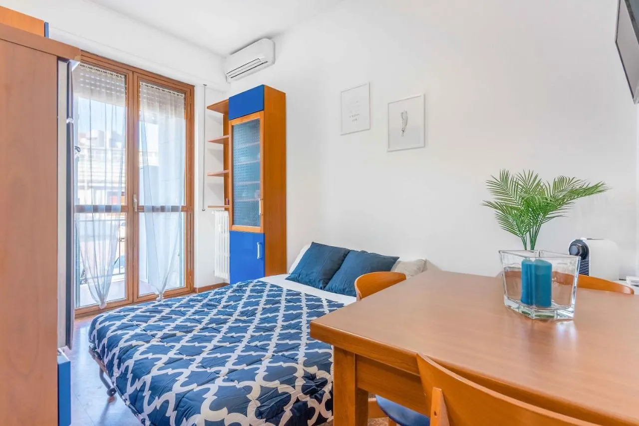 Appartamento Zona Navigli - Smart House Con Tv 50 E Fast Wifi Milano Italia